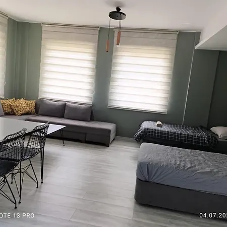 Апартаменти Sea And Natural Adalet Suits Трабзон